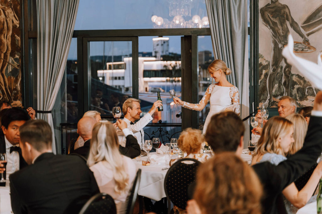 wedding photographer oslo, norske studenters roklubb, uranienborg kirke, bryllupsfotograf, inese photo 52