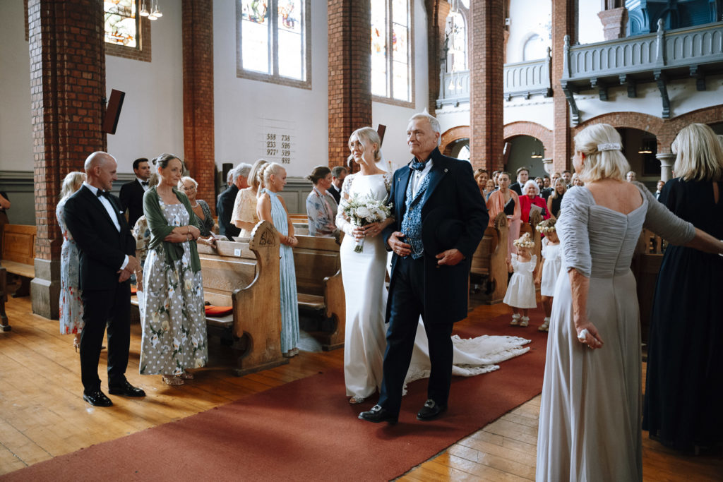 wedding photographer oslo norske studenters roklubb uranienborg kirke bryllupsfotograf inese photo 10