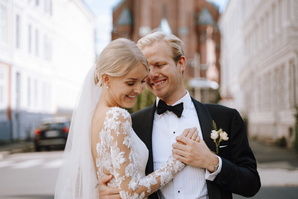 wedding photographer oslo norske studenters roklubb uranienborg kirke bryllupsfotograf inese photo 19